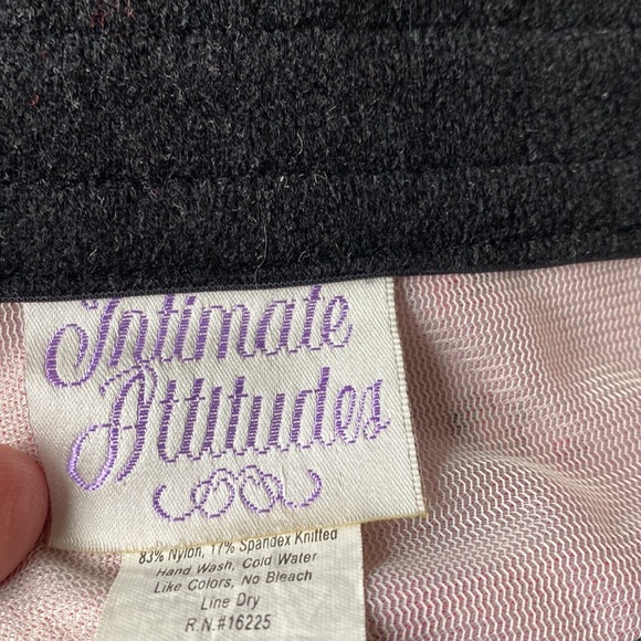 Intimate Attitudes corset with adjustable ties. - Picture 5 of 5